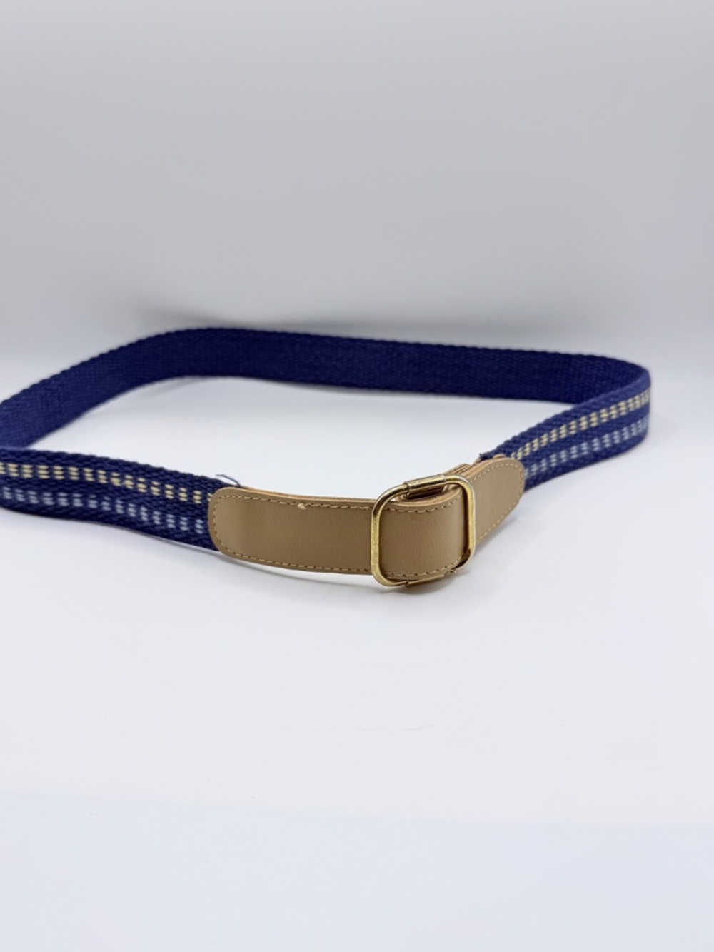 Vintage Women's Navy Blue Woven Belt w/ Faux Leather Tab Size 26 1/2